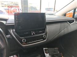 تۆیۆتا کۆرۆلا